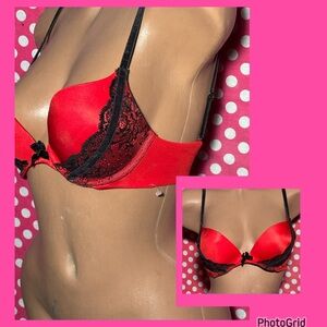 Victorias Secret very sexy push up Bra